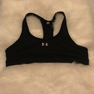 black under armour sports bra